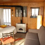 Alpehytte Valyrom's Fauniera